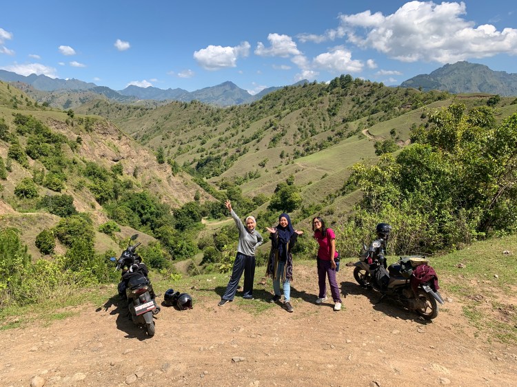 Gereja di Lembah Ollon Lembah Ollon