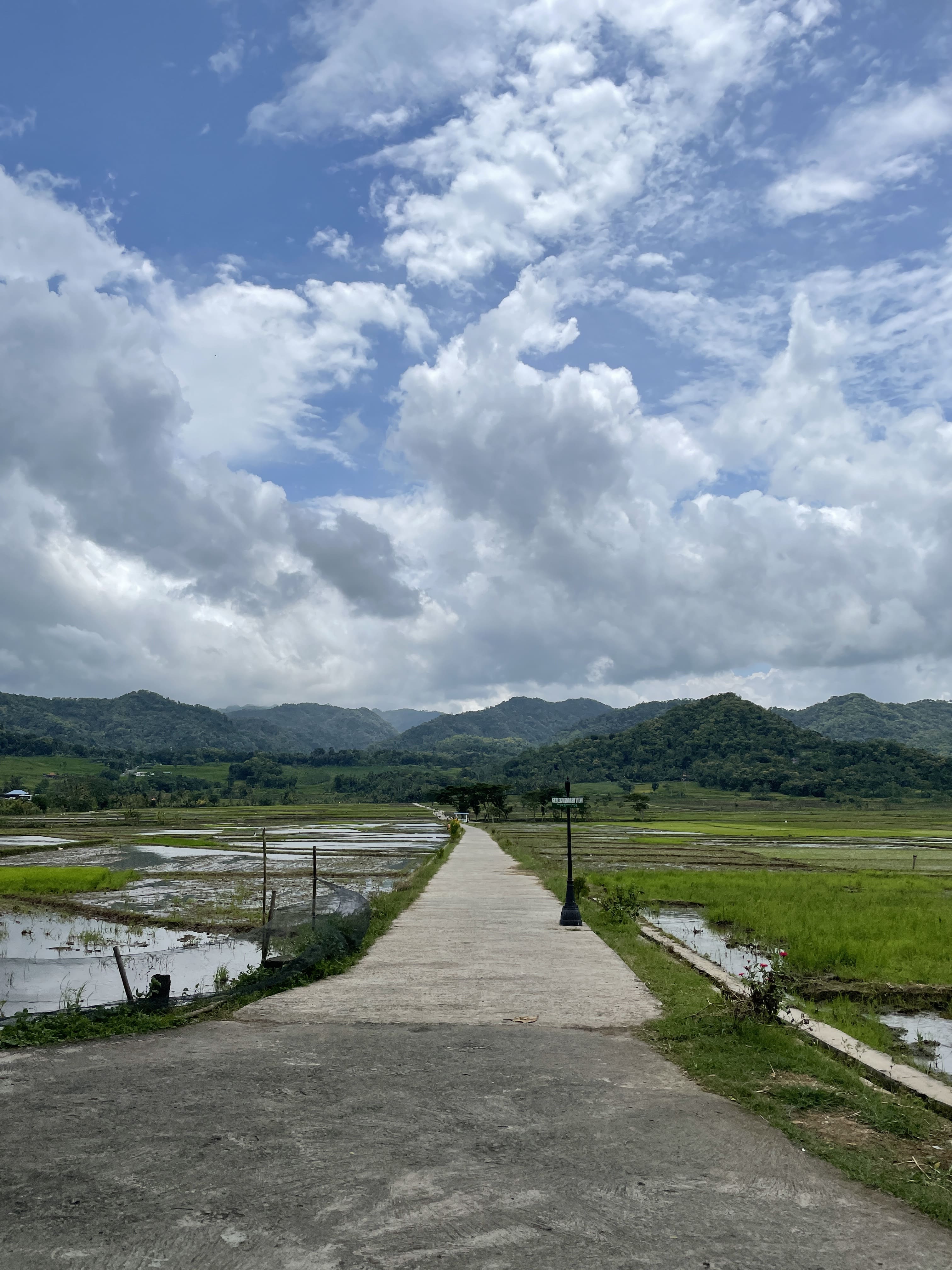 Geblek Menoreh View, Angkringan Kekinian di Kulon Progo – Jastitahn ...