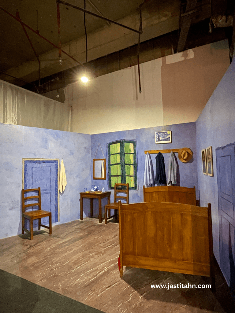 Bedroom in Arles - Van Gogh Alive Jakarta